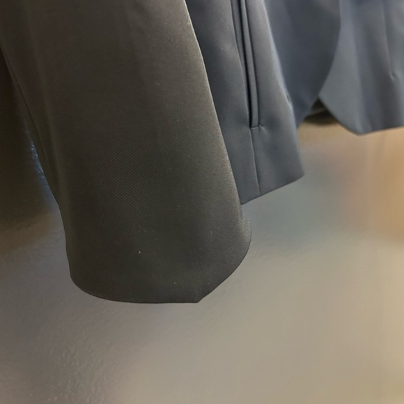 Zenobia size 12 EUC wool blend Black Professional Jacket- sharp corner detail - Picture 5 of 13